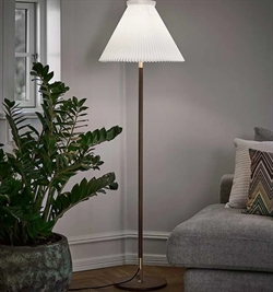 Le Klint 328 LK 80, røget eg