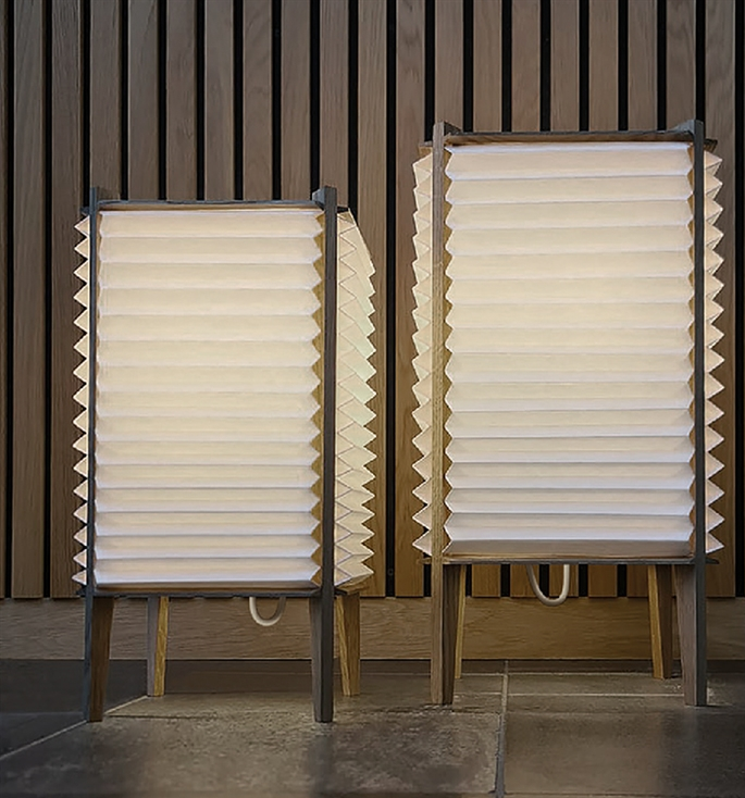 Bee hive bordlampe small, lys eg