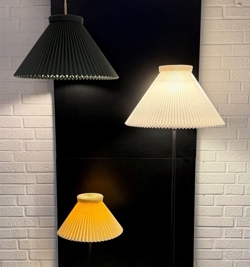 334H gulvlampe, sort/papir - hvid