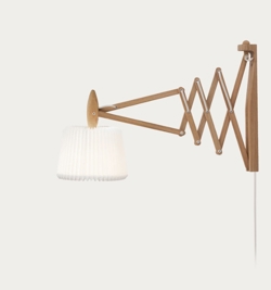 Sax 233-120 væglampe, lys eg/standardskærm