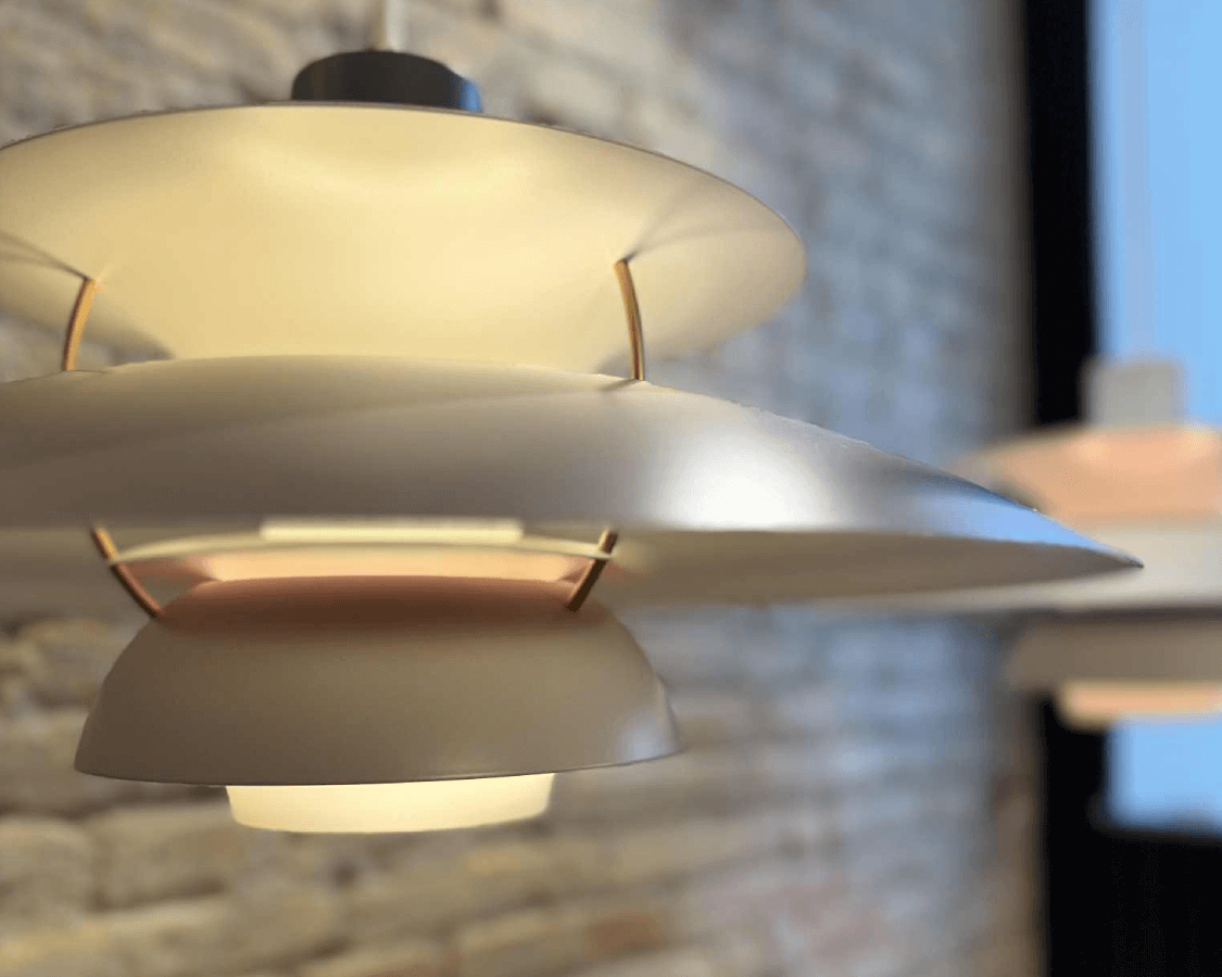 Louis Poulsen kan nu opleves hos Spotlight i København