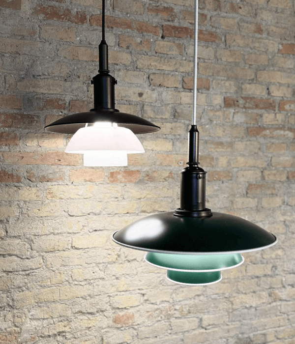 Se de smukke PH lamper fra Louis Poulsen hos Spotlight i København