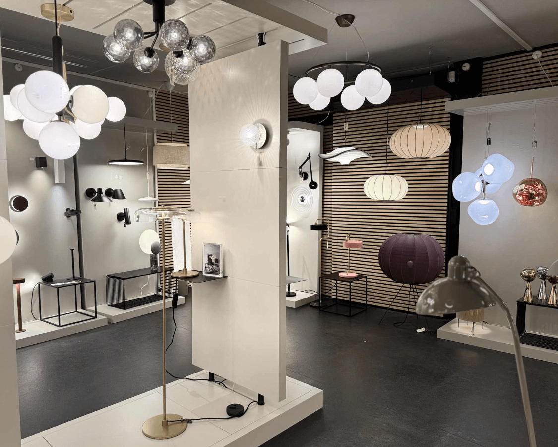 Besøg Spotlight i Aarhus på M. P. Bruunsgade 62