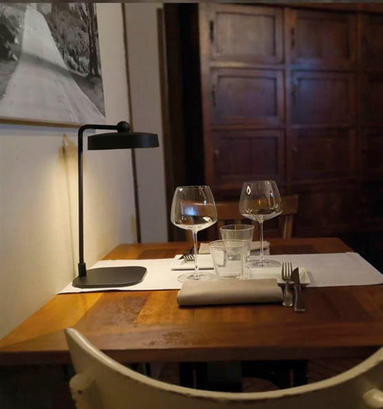 Flai desk bordlampe, sort