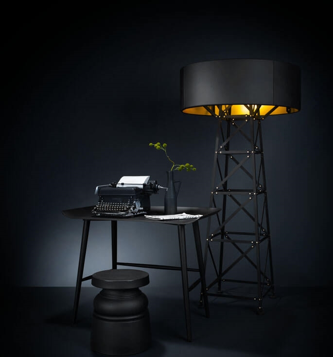 Construction gulvlampe large i sort