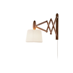 Sax 223-120 væglampe, røget eg/standardskærm